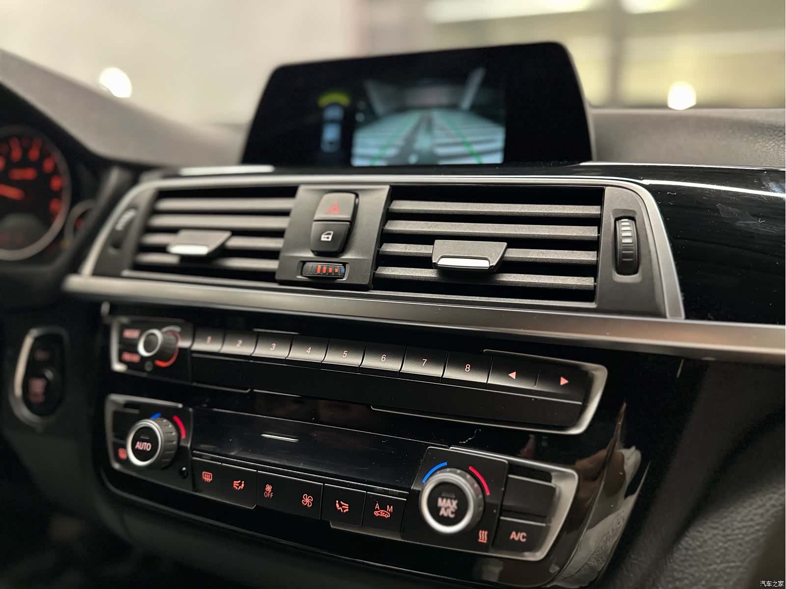 BMW 3 Series, 2018 37