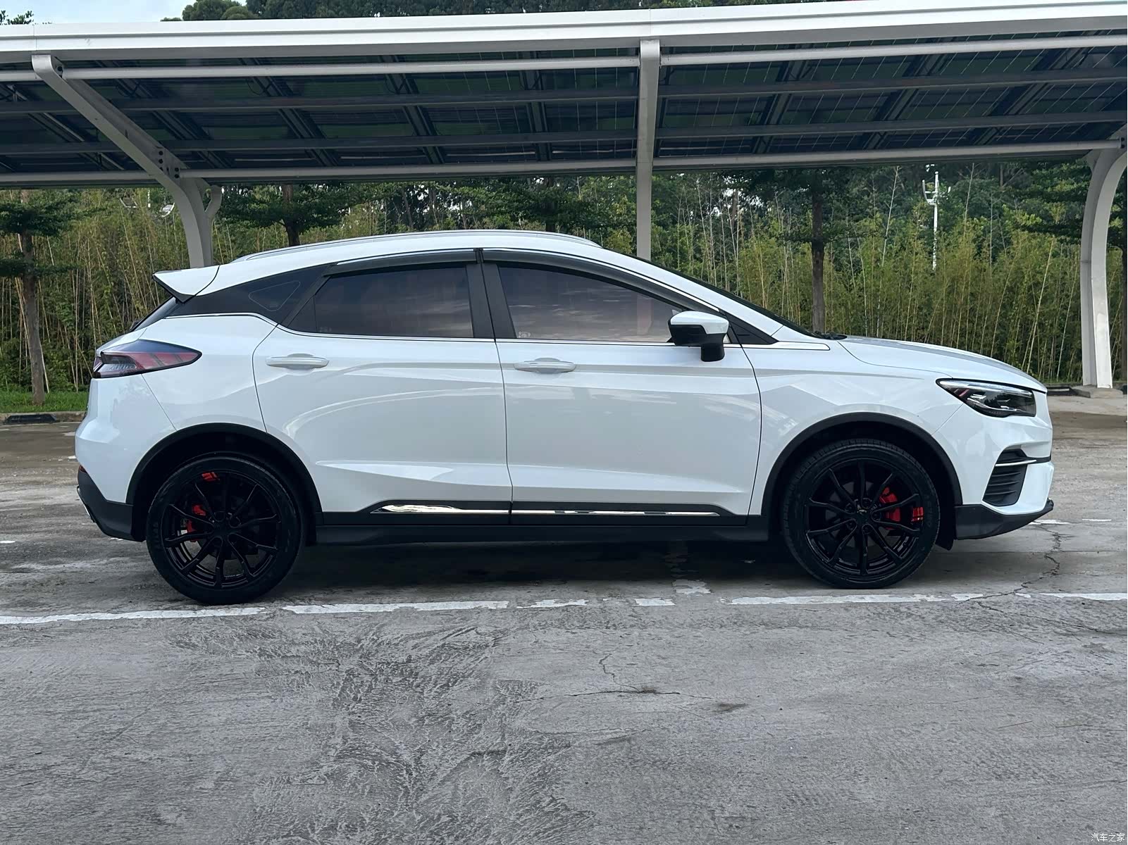 Geely Emgrand, 2022 4