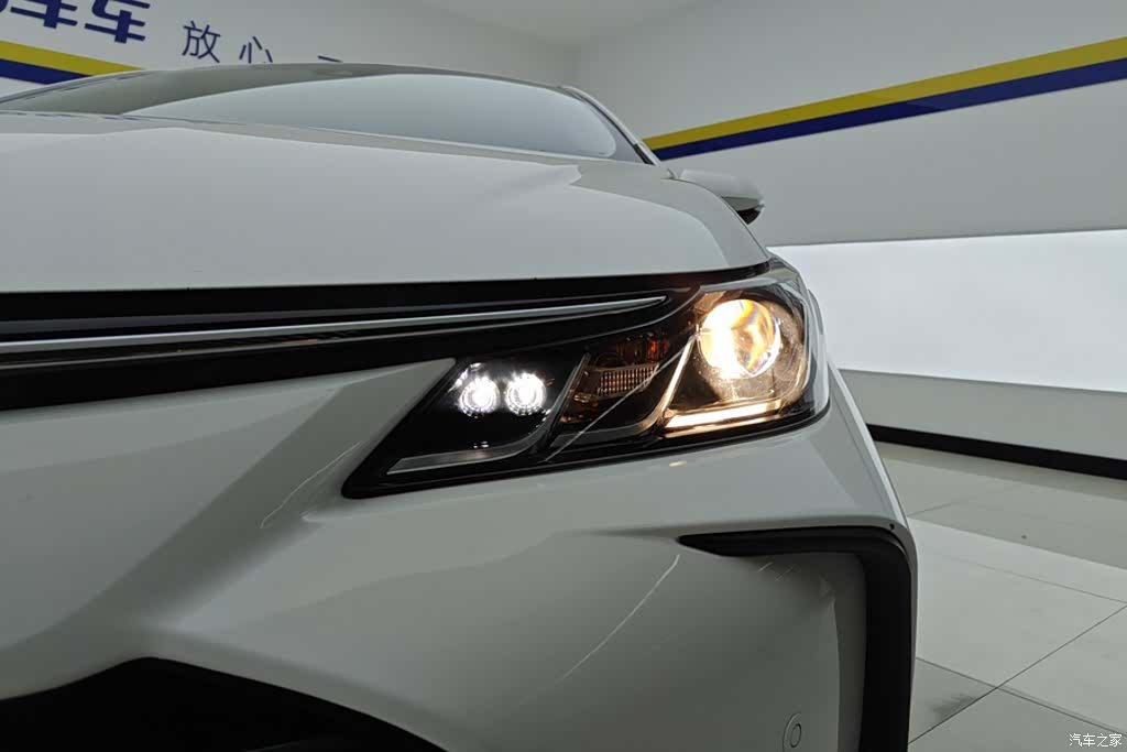 Toyota Corolla, 2021 все фото