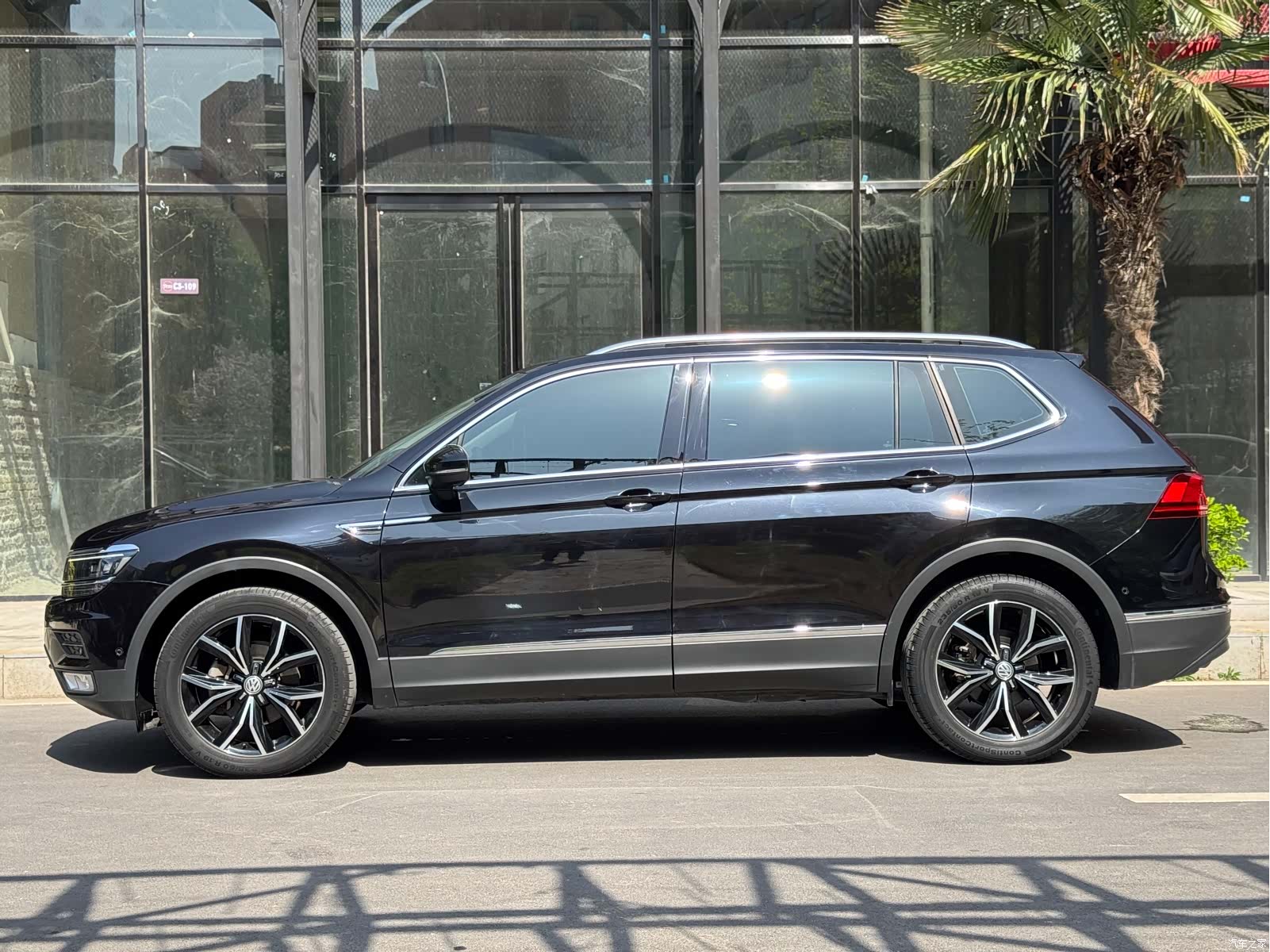 Volkswagen Tiguan L, 2017 29