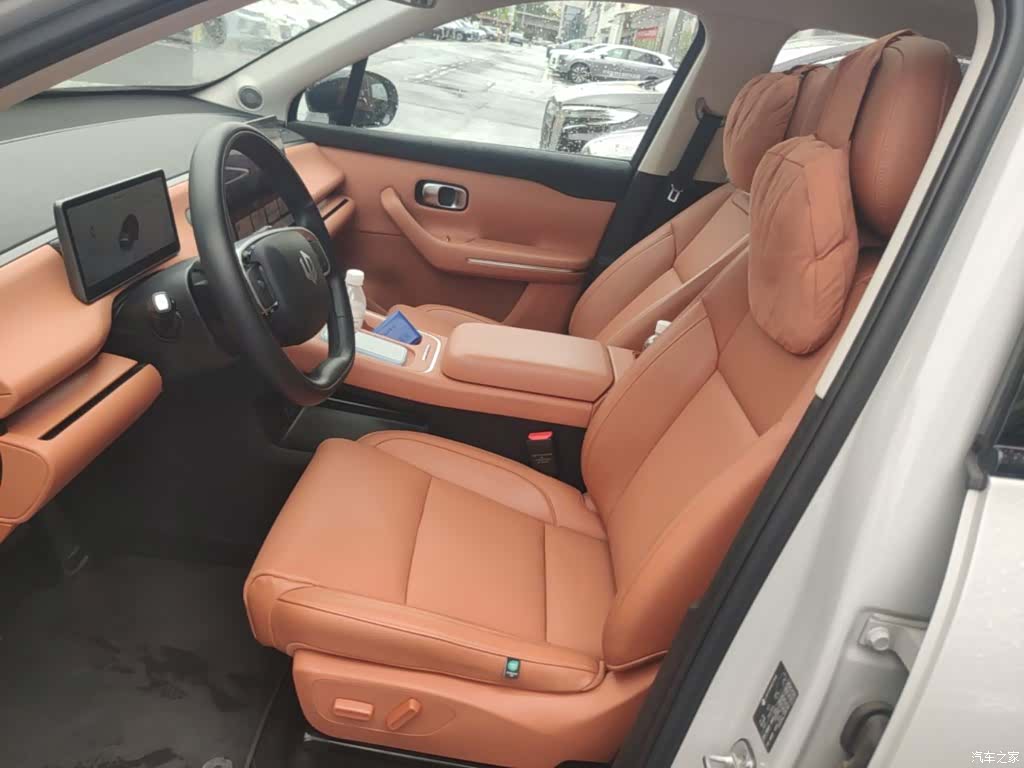 Leapmotor C10, 2025 15