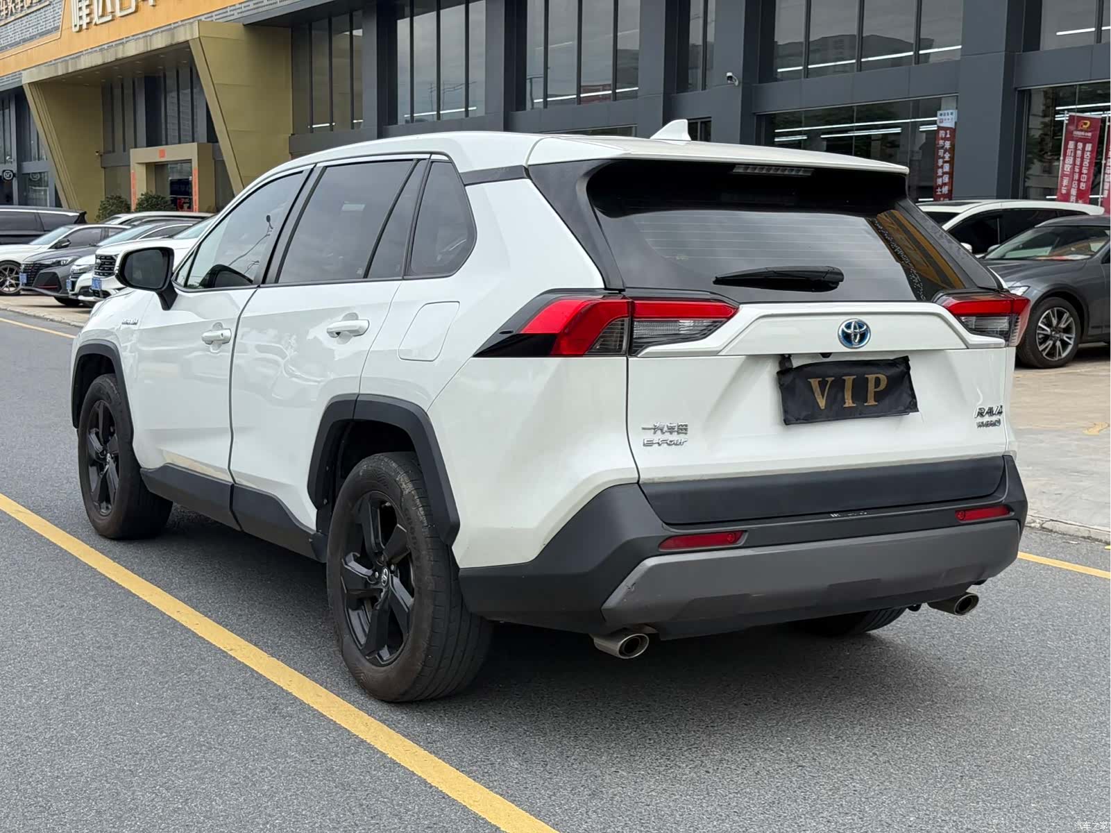 Toyota RAV4, 2021 9
