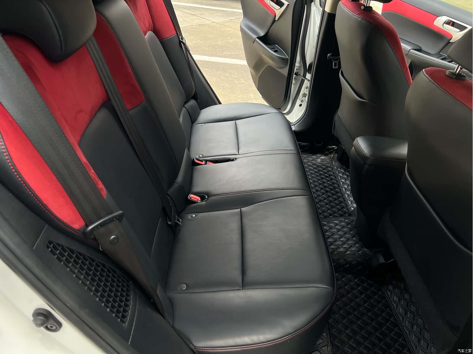 Lexus CT, 2019 11