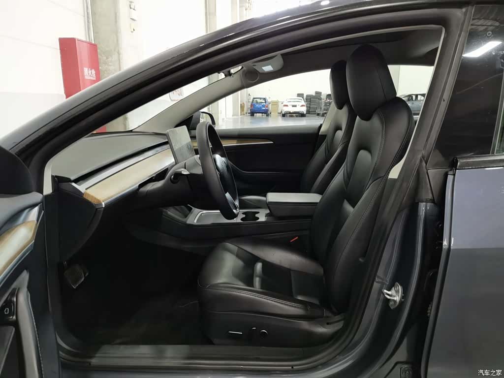 Tesla Model 3, 2021 10