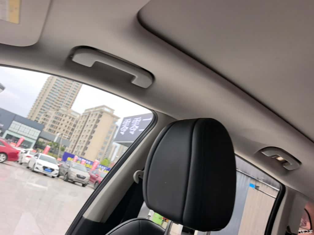DongFeng AX7, 2019 18