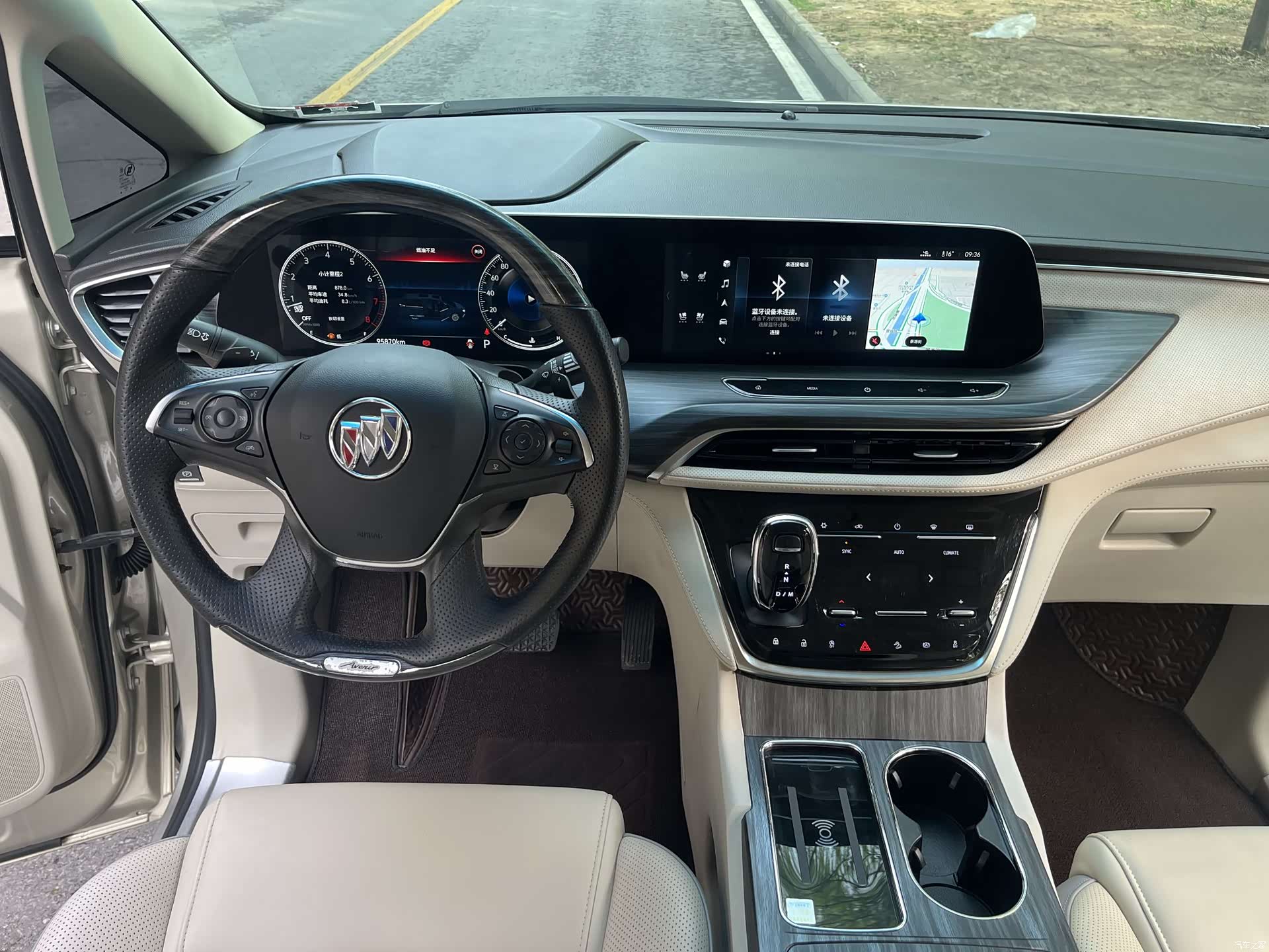 Buick GL8, 2022 13