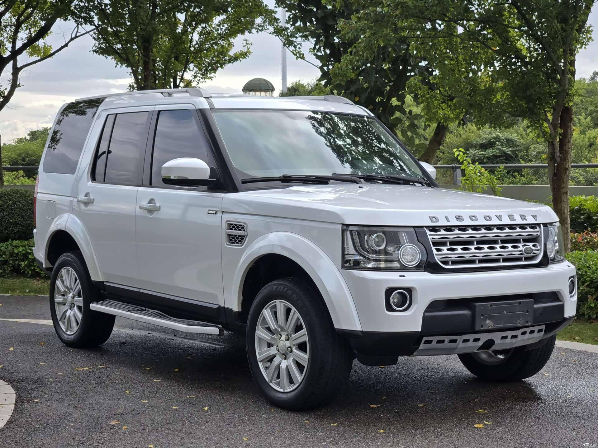 Land Rover Discovery, 2014 3