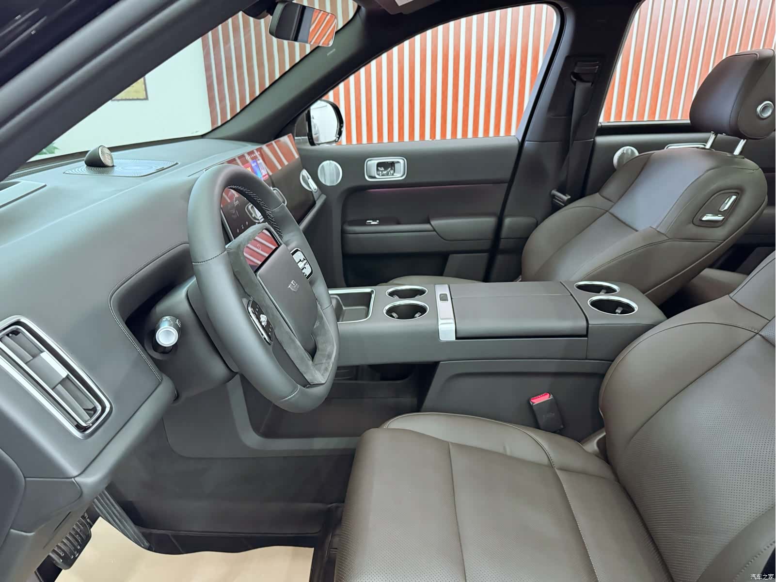 Li Auto L9, 2022 14