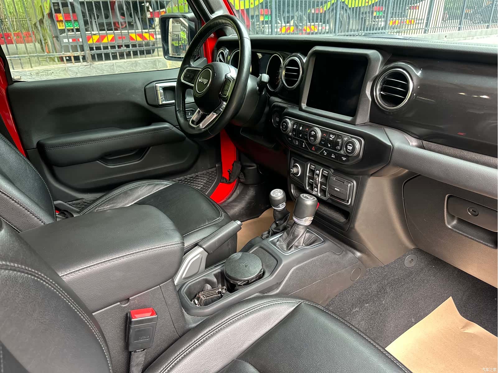 Jeep Wrangler, 2022 14