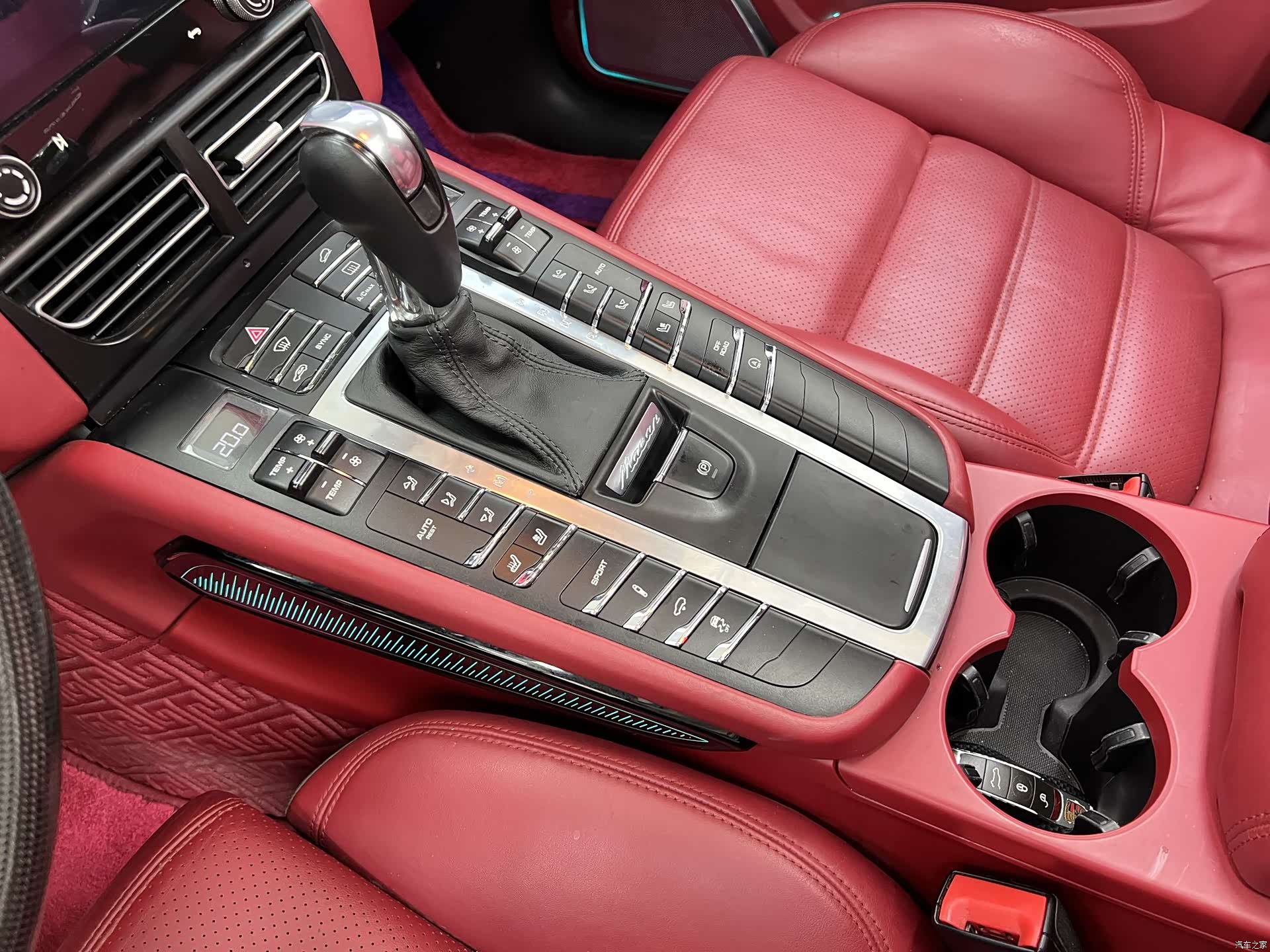Porsche Macan, 2015 31