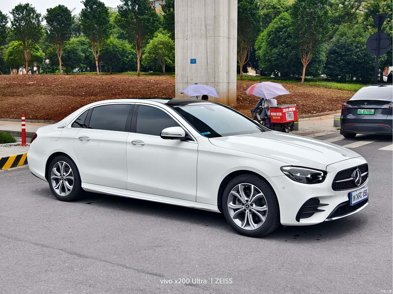 Mercedes-Benz E-Class, 2022 3