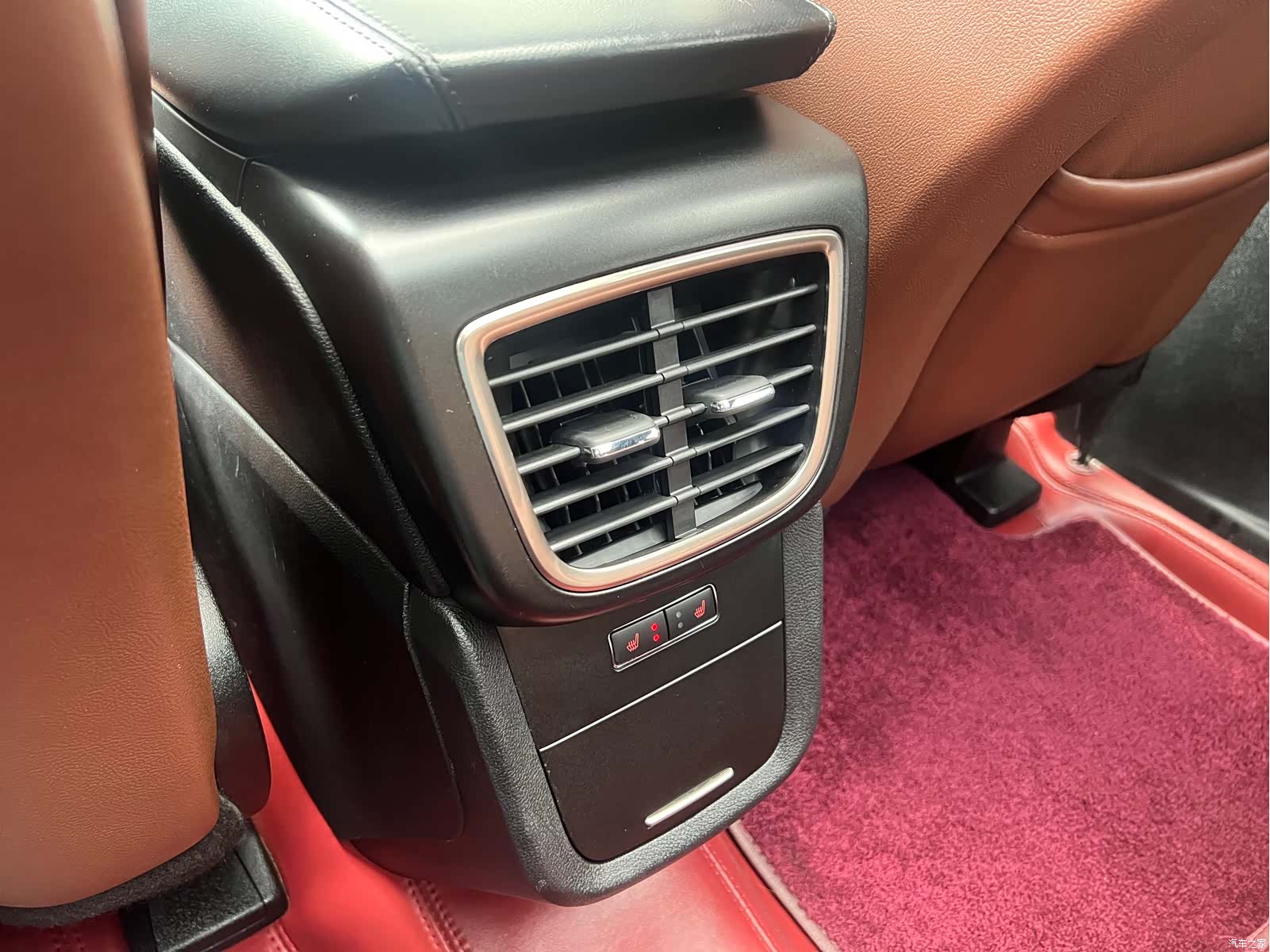 Lincoln MKX, 2019 12