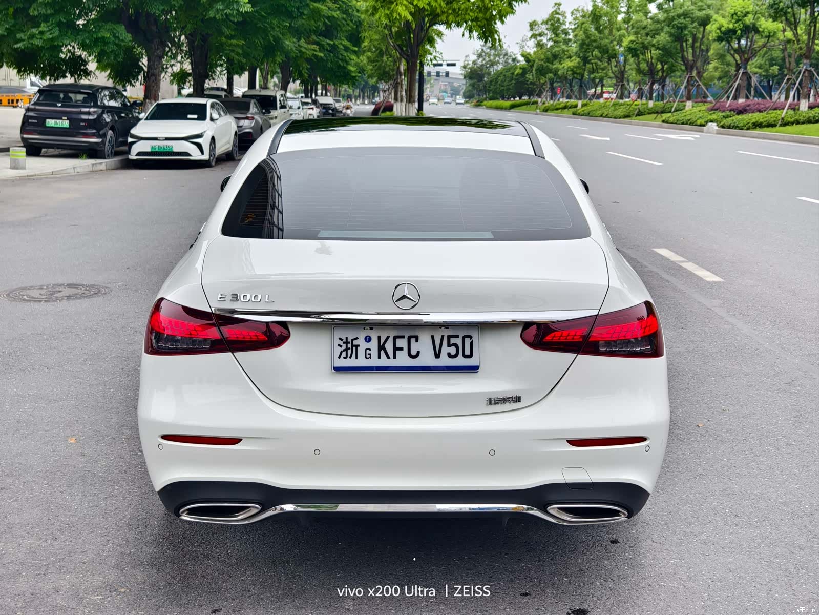 Mercedes-Benz E-Class, 2022 13