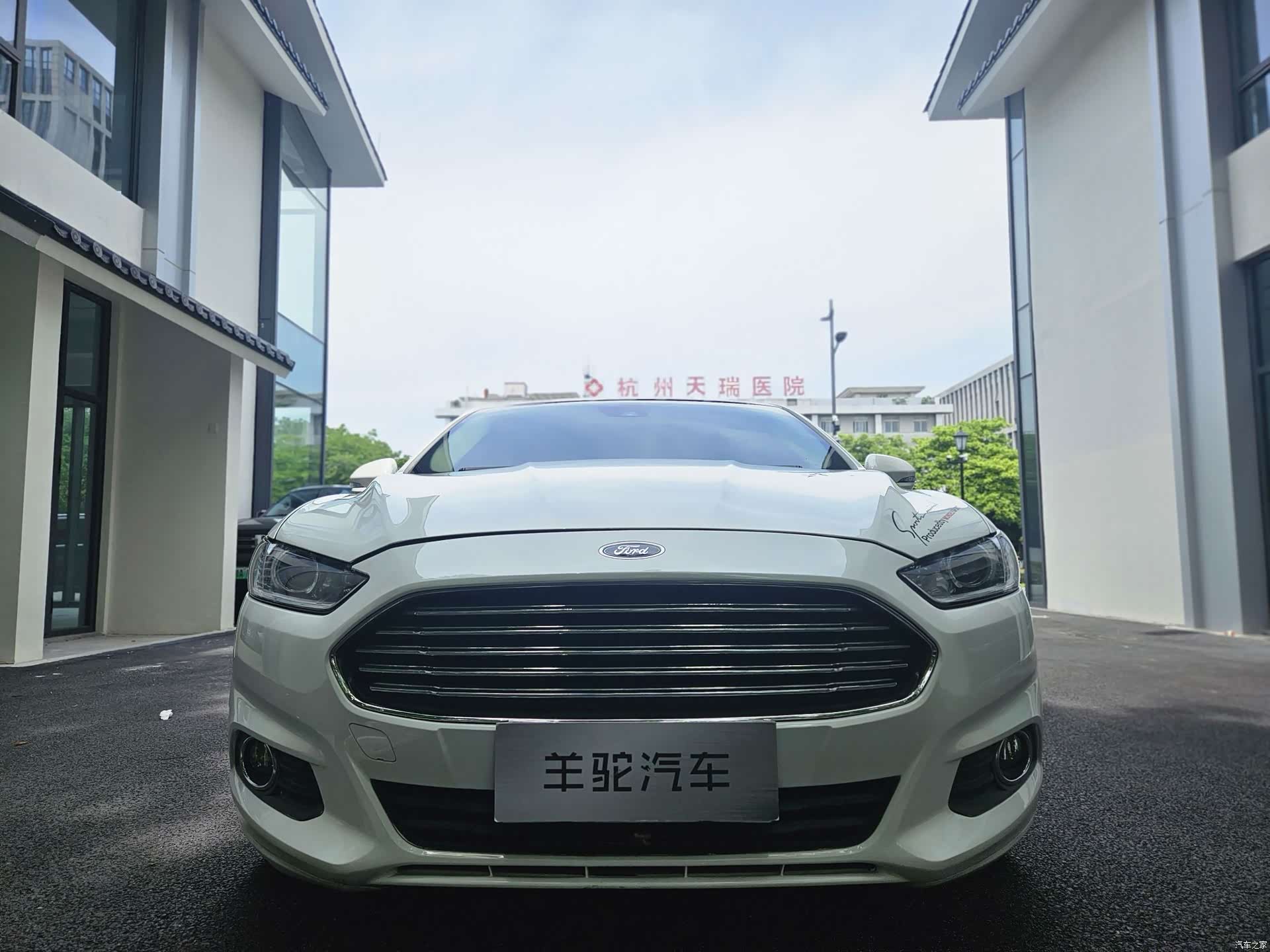 Ford Mondeo, 2016 3