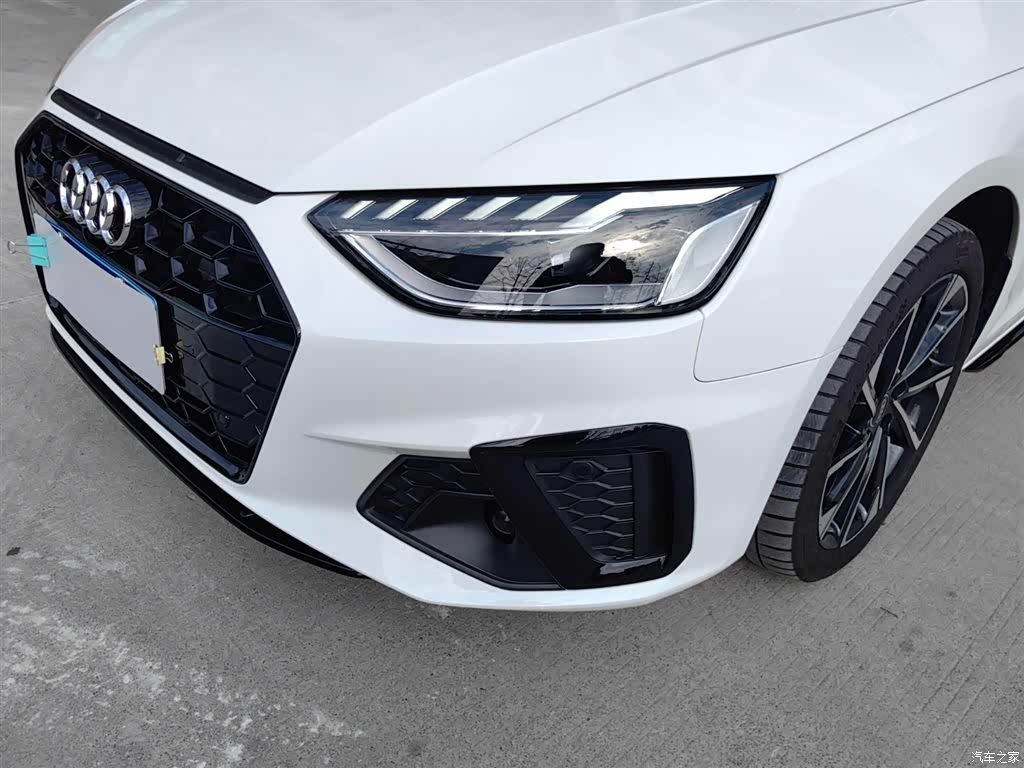 Audi A4L, 2023 4