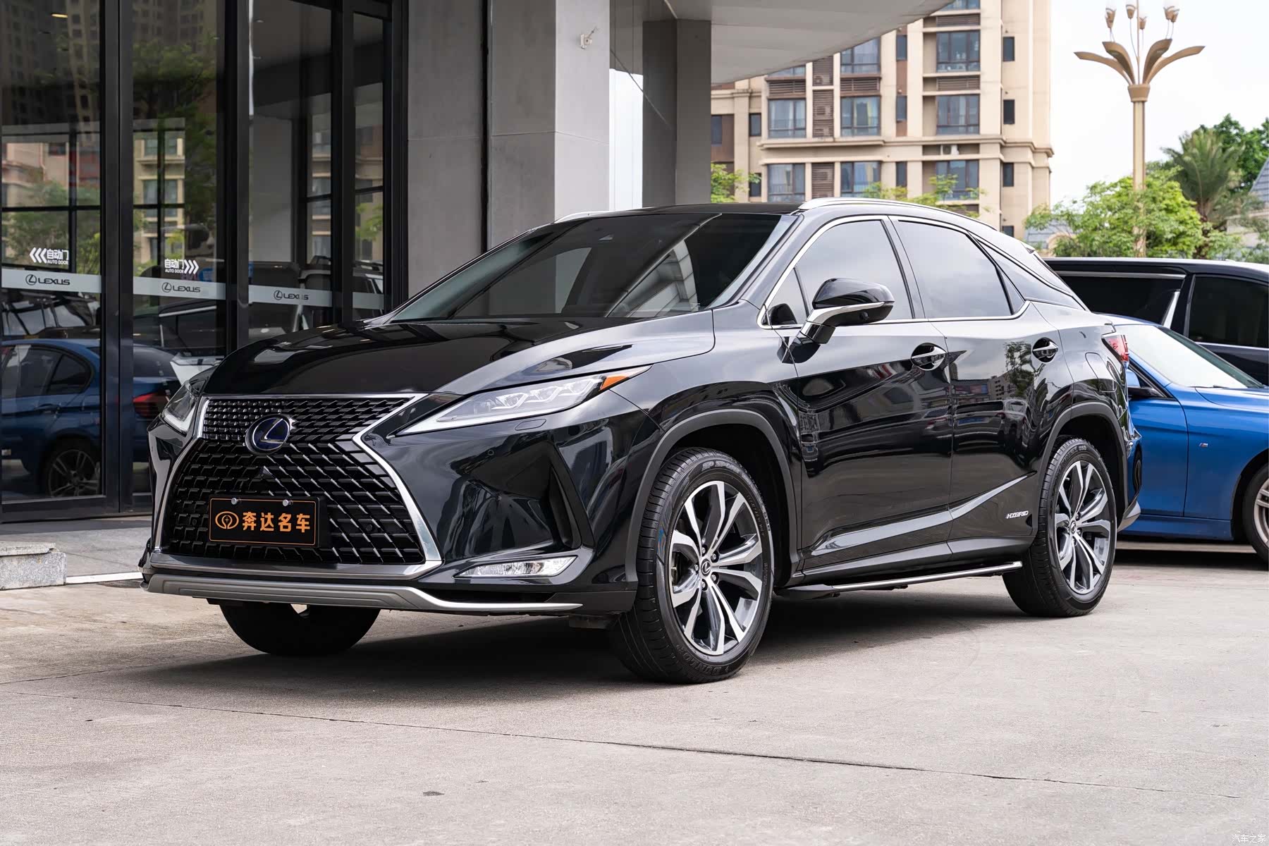 Lexus RX, 2022 1