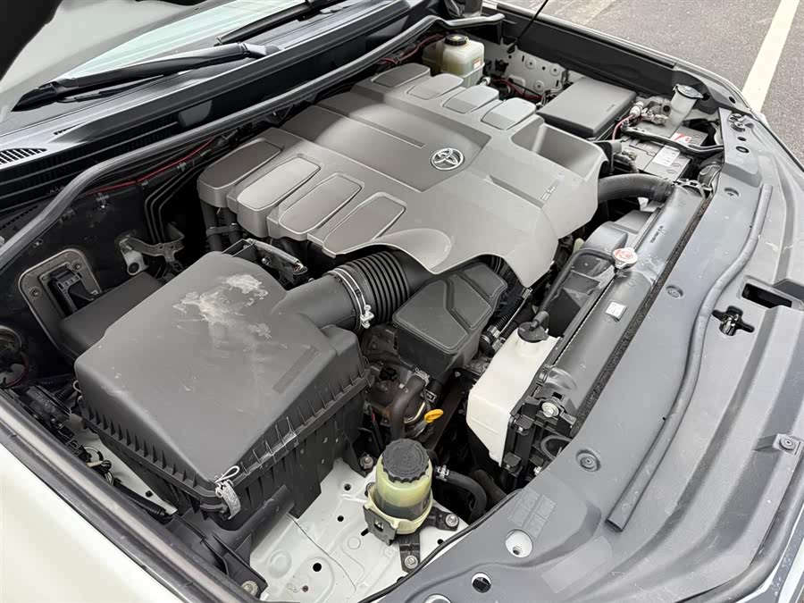 Toyota Land Cruiser 2019, фото 34