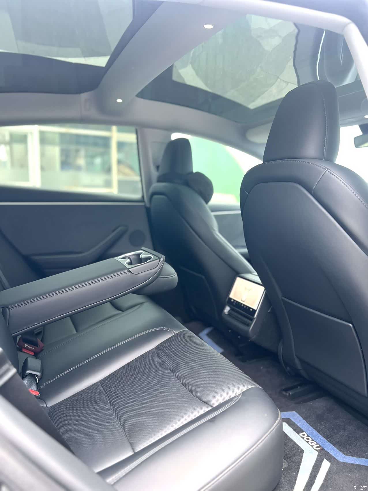 Tesla Model 3, 2024 9