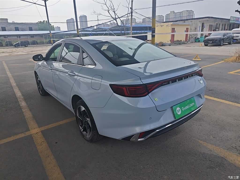 Geely Emgrand, 2023 все фото