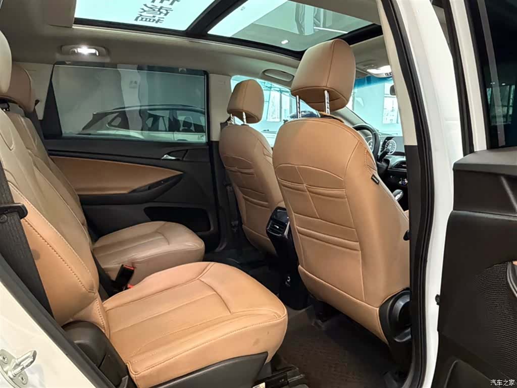 Buick GL6, 2022 17