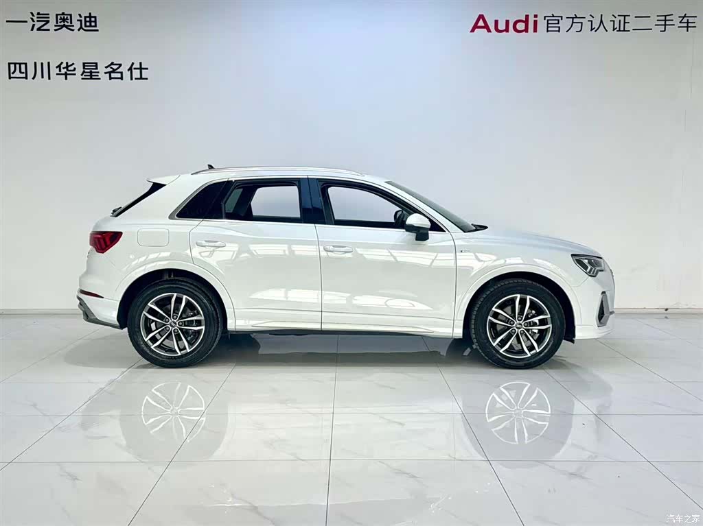 Audi Q3, 2023 3