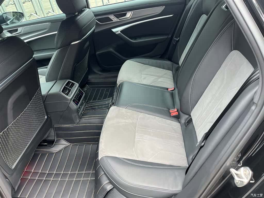 Audi A6L, 2025 14