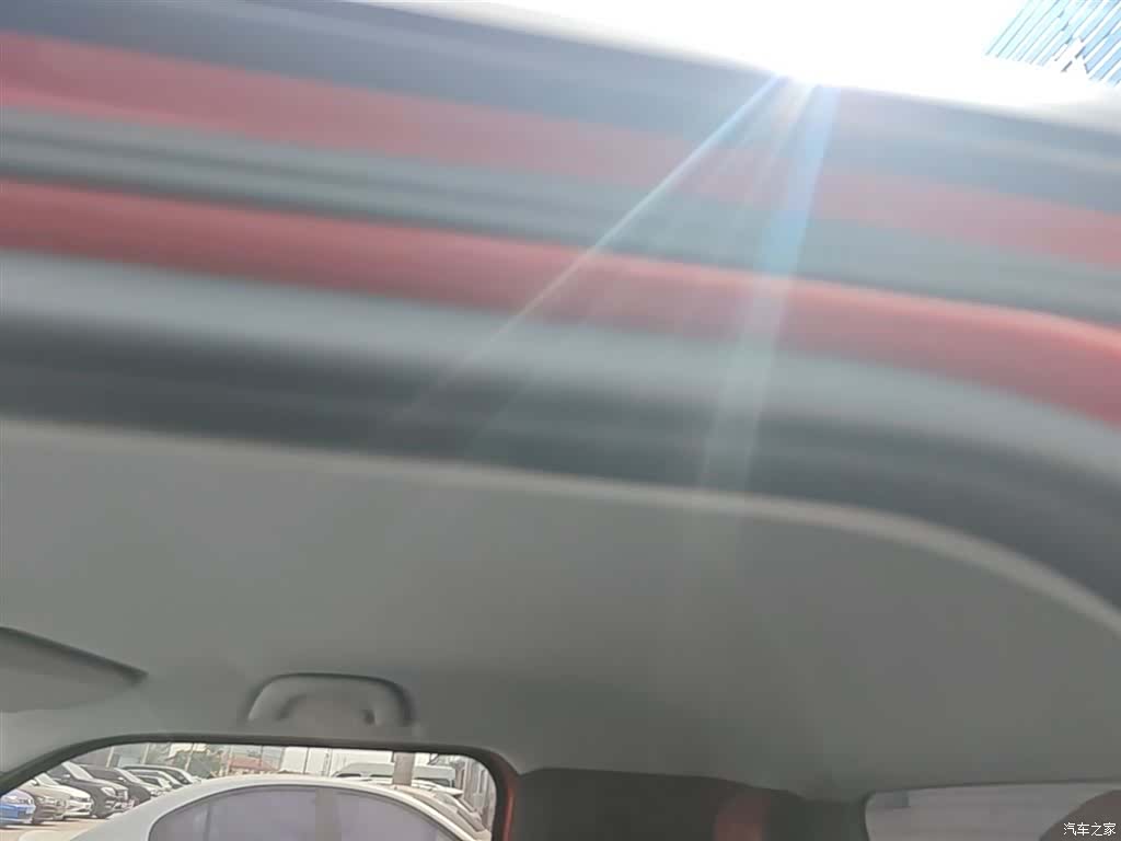 Wuling E200, 2020 18