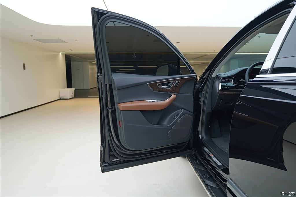 Audi Q7, 2021 16