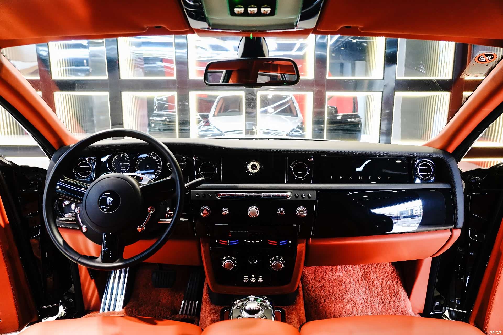 Rolls-Royce Phantom, 2014 18