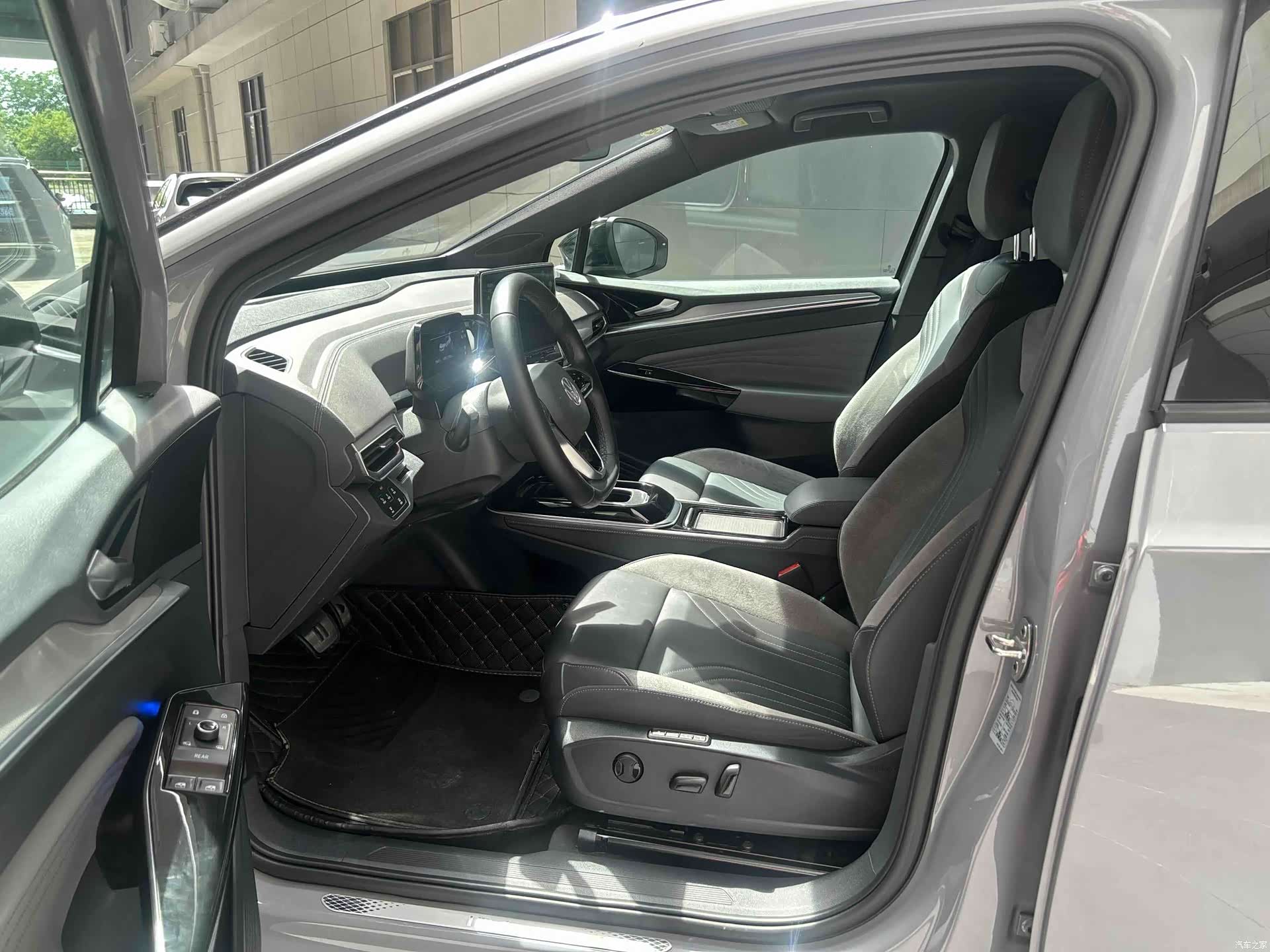 Volkswagen ID.4, 2023 7