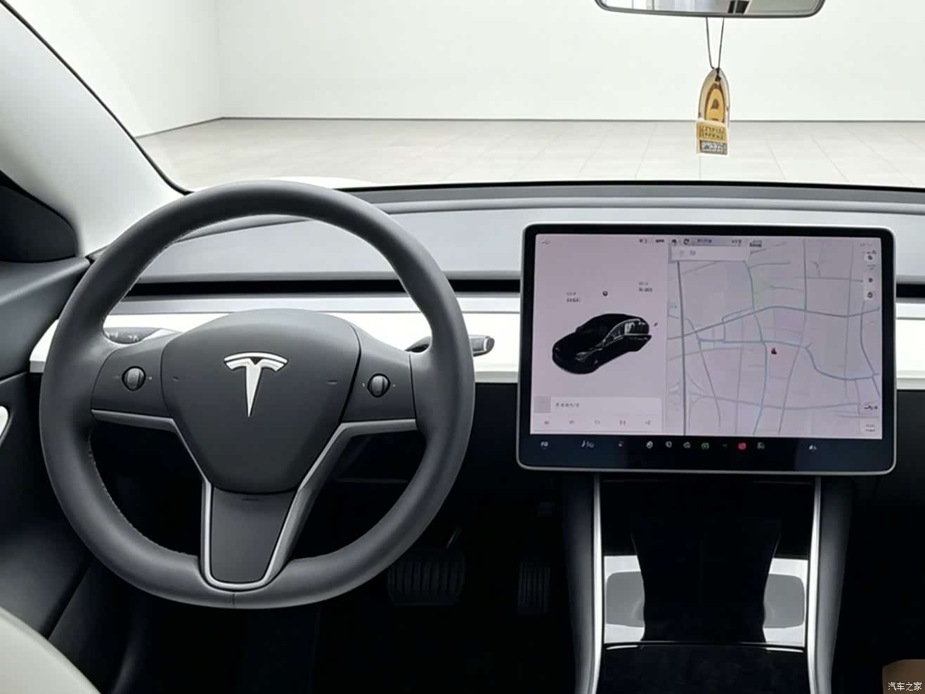 Tesla Model 3, 2021 все фото