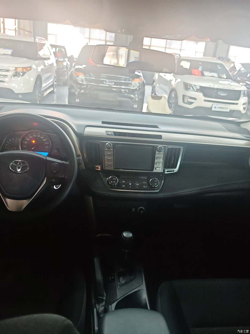 Toyota RAV4, 2016 16