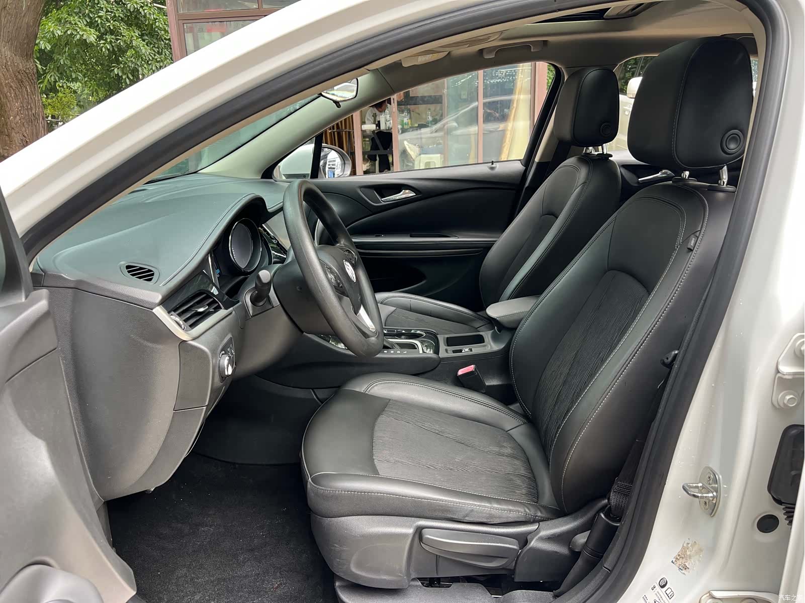 Buick Verano, 2017 8