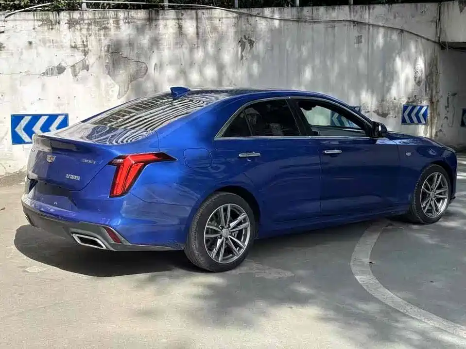 Cadillac CT4