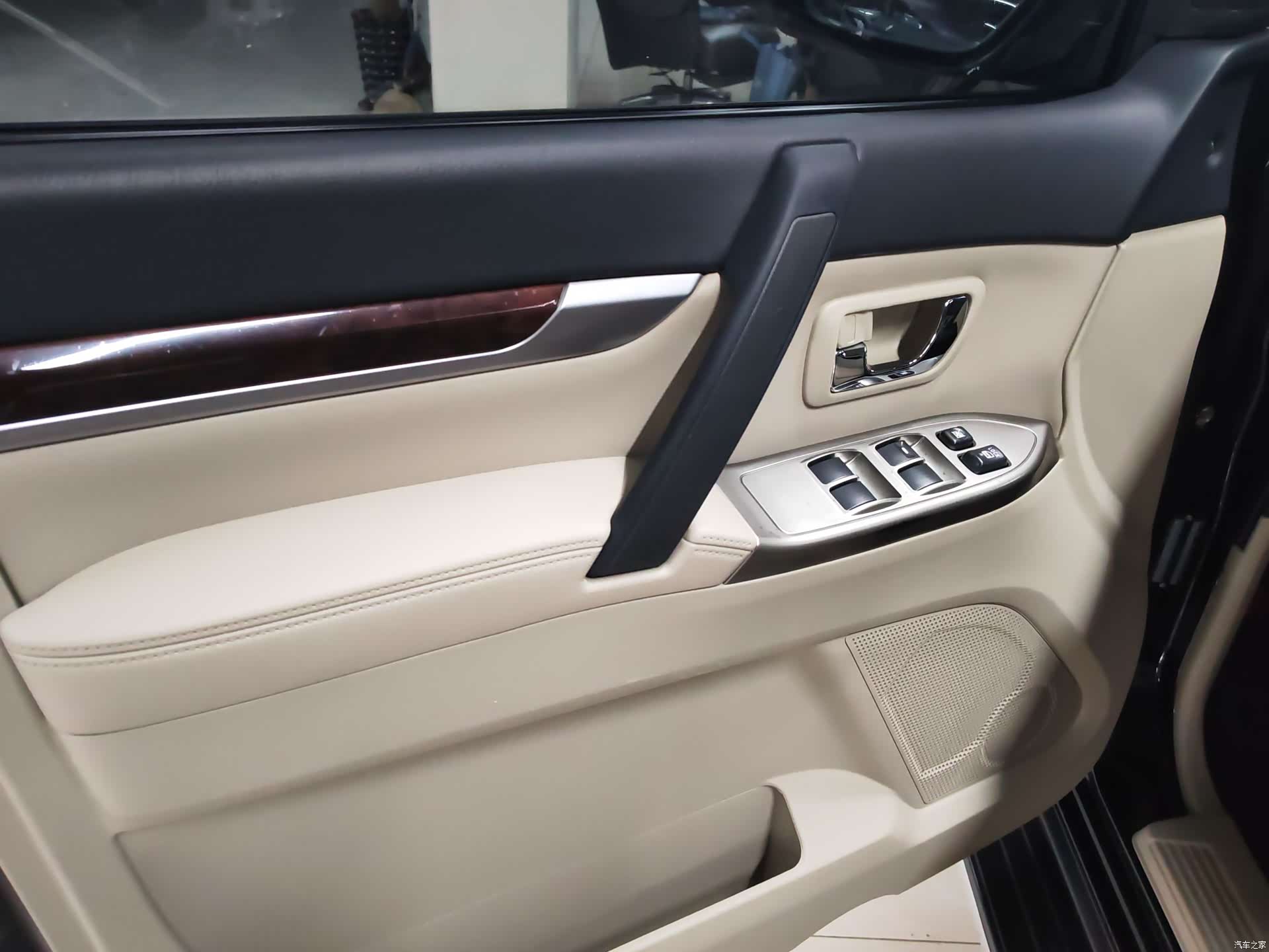 Mitsubishi Pajero, 2020 все фото