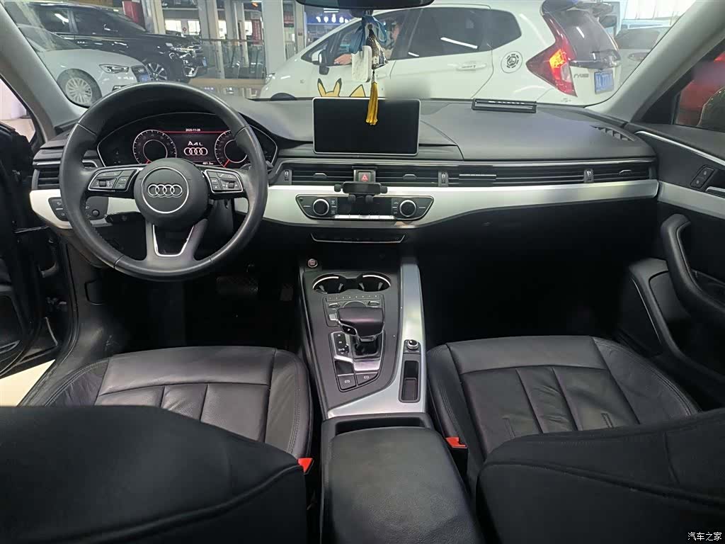 Audi A4L, 2019 12