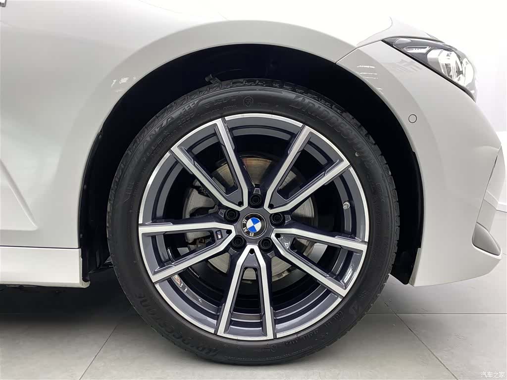 BMW 3 Series, 2025 35