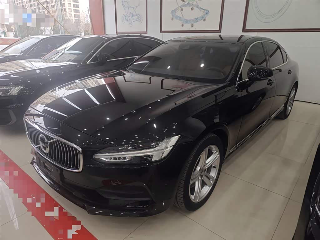 Volvo S90