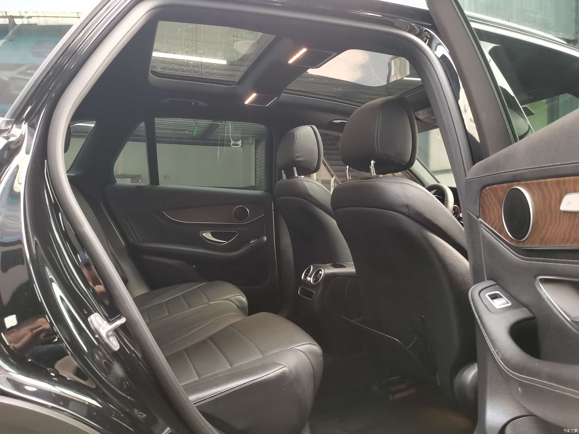 Mercedes-Benz GLC, 2020 13
