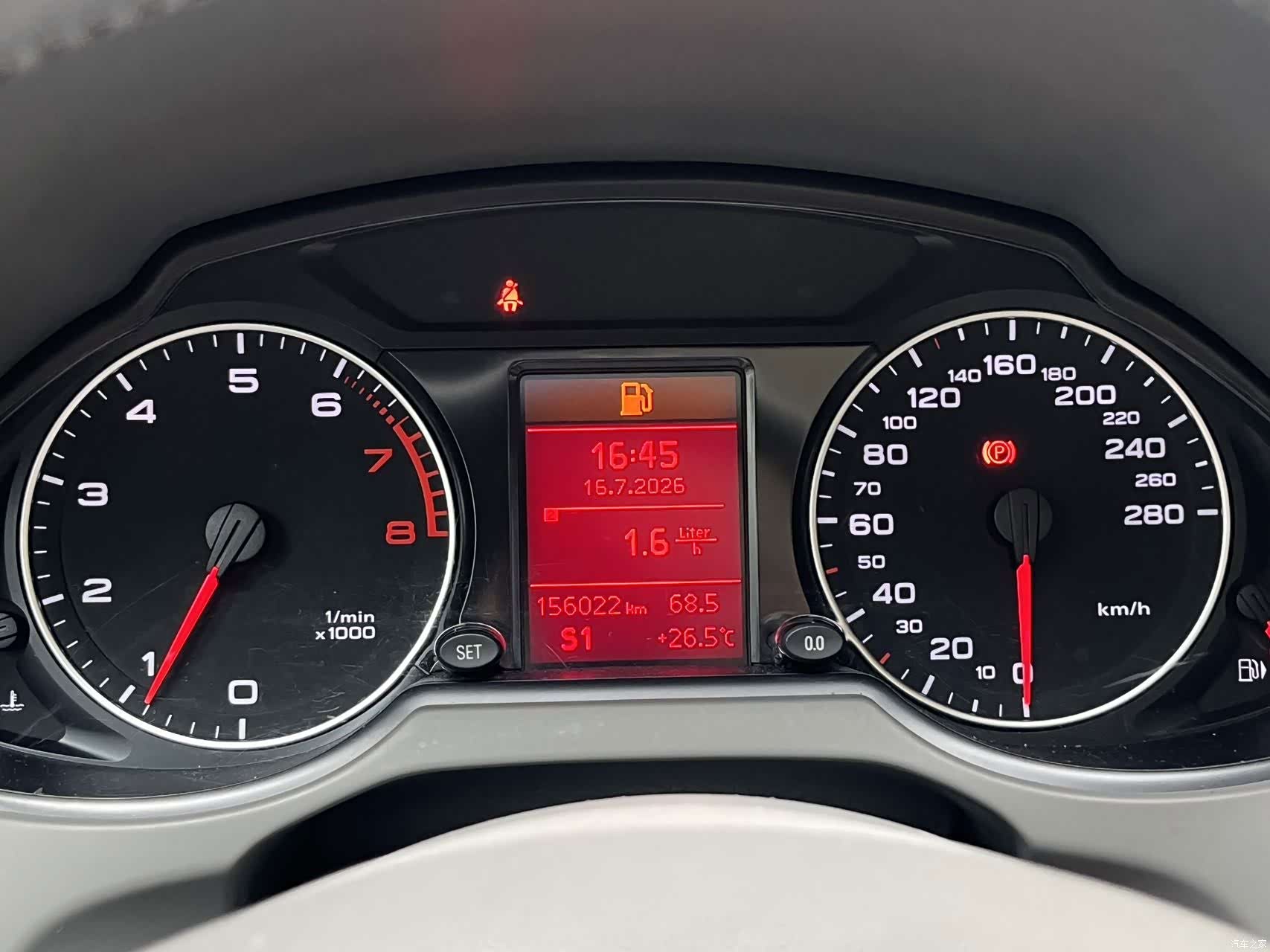 Audi Q5, 2011 11
