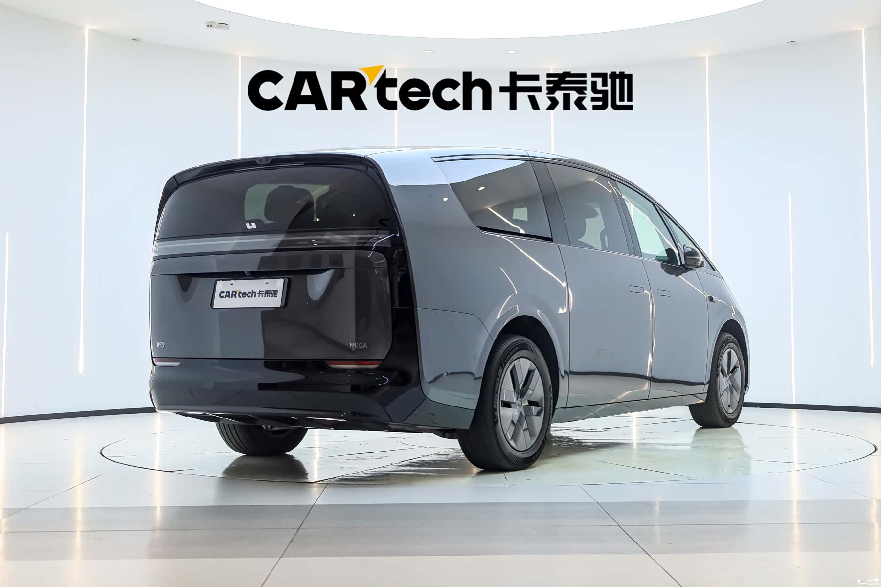 Li Auto MEGA, 2025 11