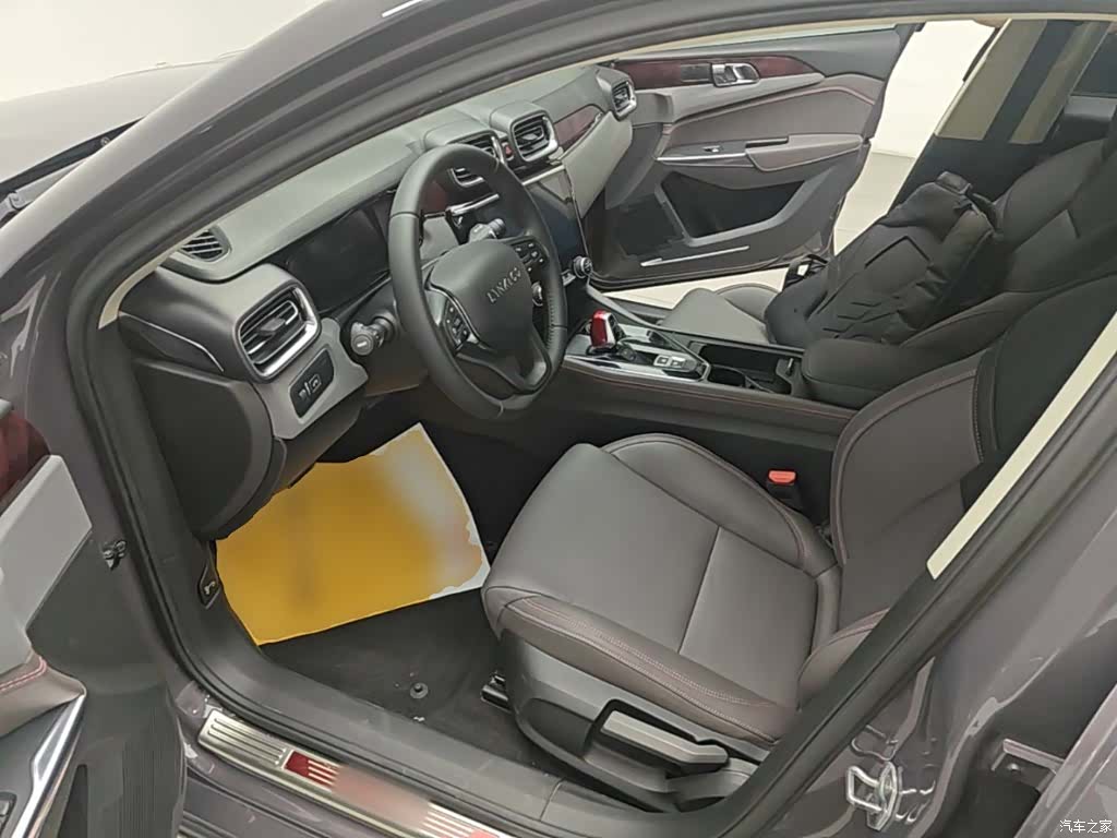 Lynk & Co 01, 2019 11
