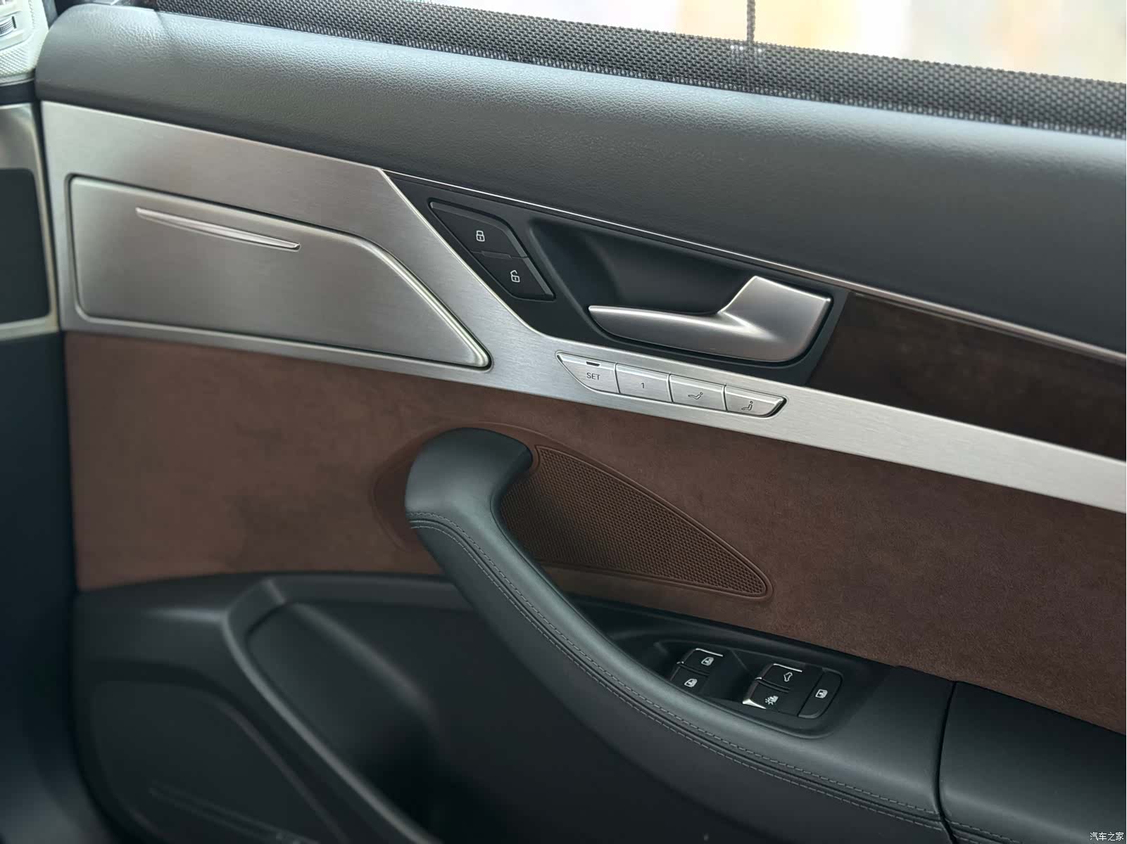 Audi A8L, 2014 22