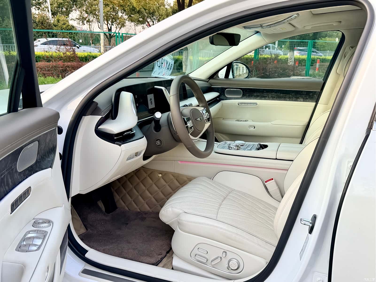 Genesis G90, 2023 6