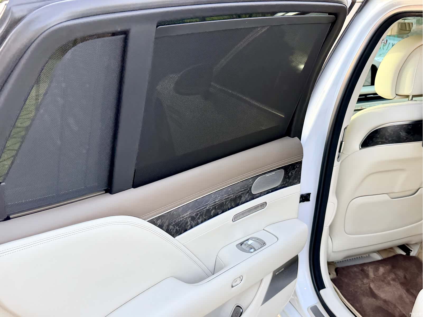 Genesis G90, 2023 16