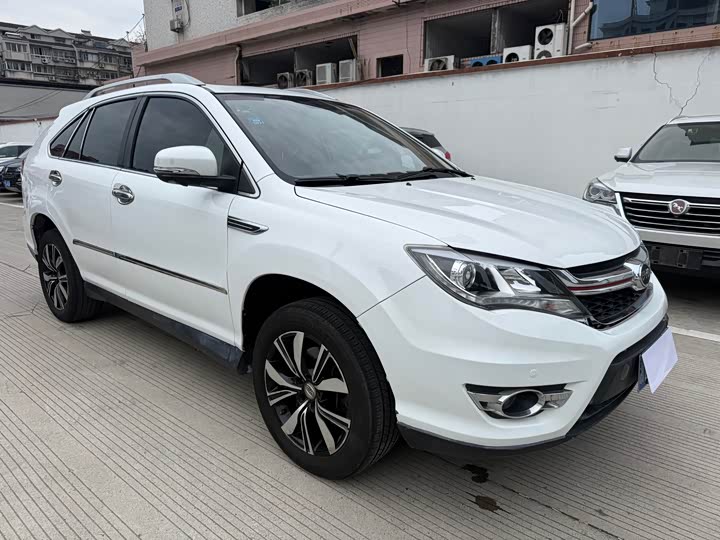BYD S7 2017 2.0T АКПП Премиум