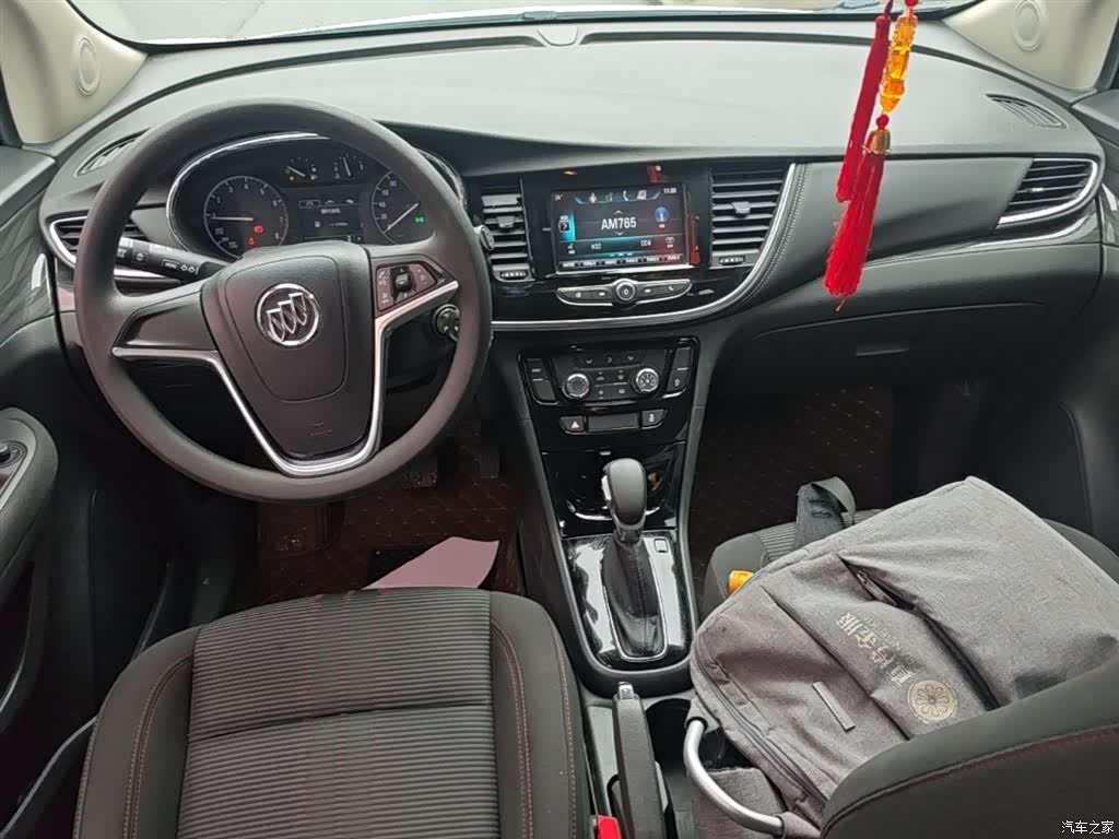 Buick Encore, 2019 10