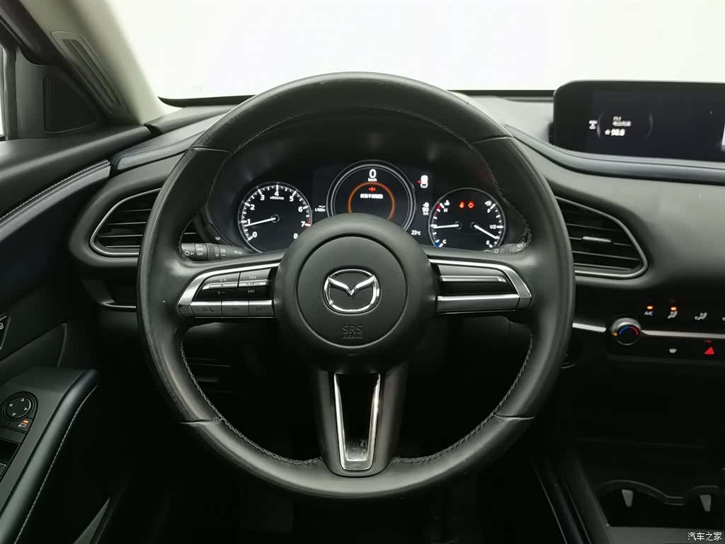 Mazda CX-30, 2021 11