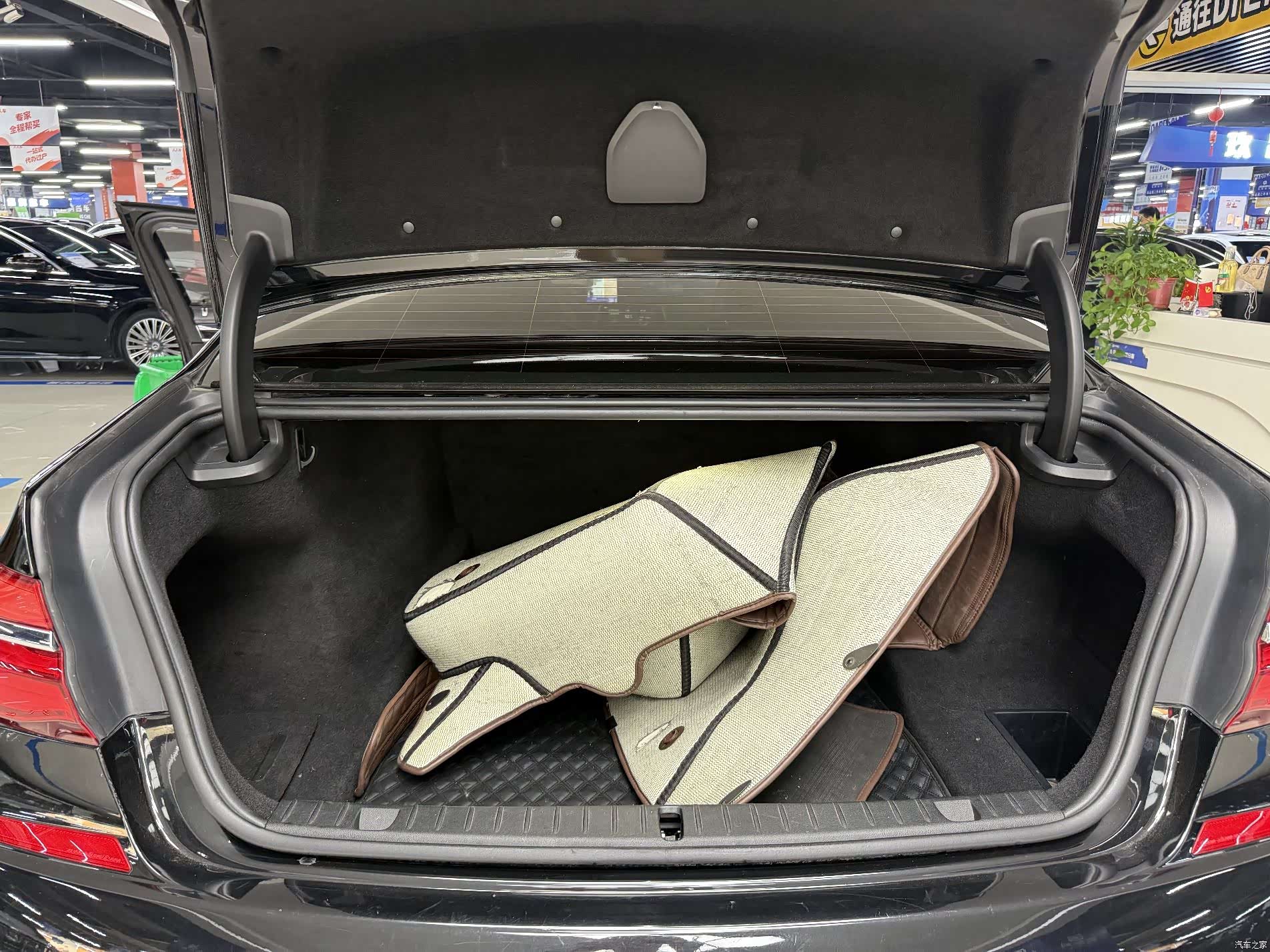 BMW 7 Series, 2018 10