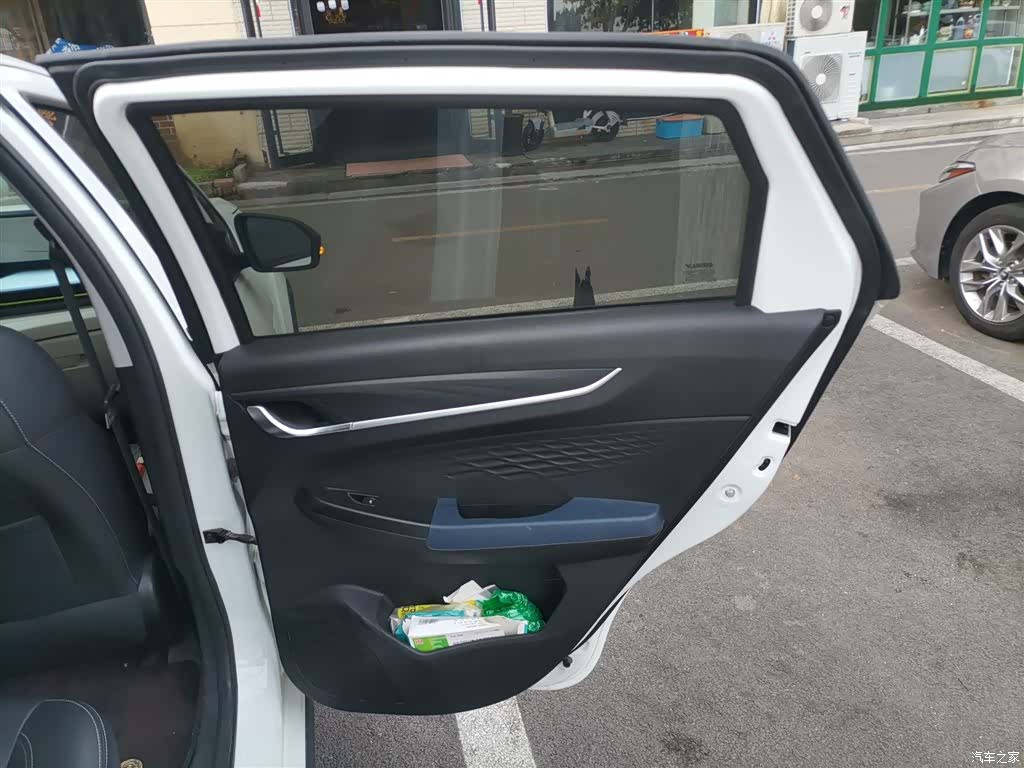 Geely EX3, 2022 16
